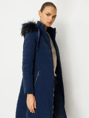 Kürk Kapüşonlu Uzun Kadın Şişme Mont Model 5630